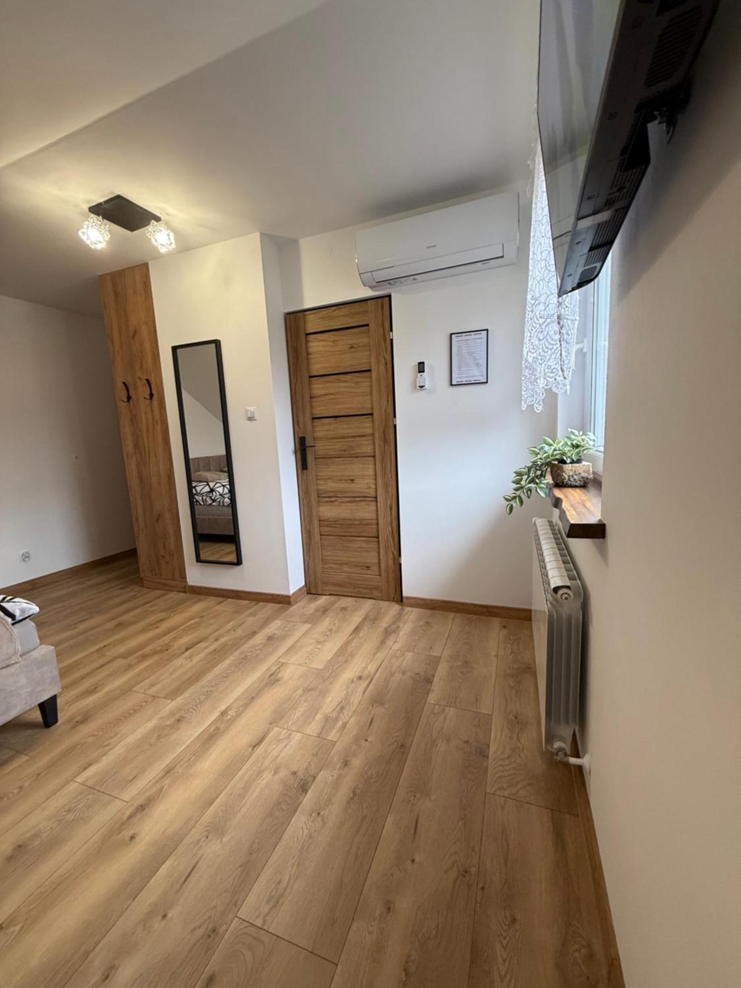 Apartament Z Tarasem I Pokoje Klimatyzowane -Drozdowka Solina Solina (Podkarpackie) Exterior foto